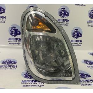 Фара SZ550.48.031A правая YTO 504